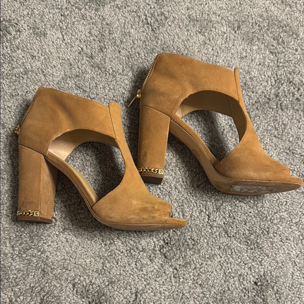 Michael Kors Elegant Tan Women's Heels